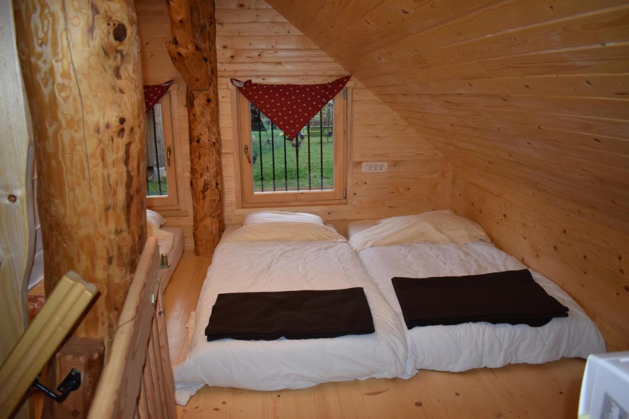 Glamping Organic Farm Slibar Villa Trzic ภายนอก รูปภาพ