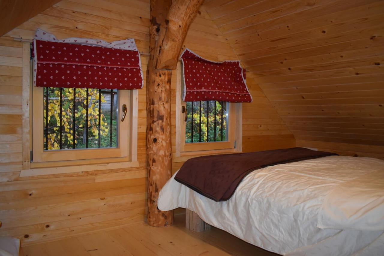 Glamping Organic Farm Slibar Villa Trzic ภายนอก รูปภาพ