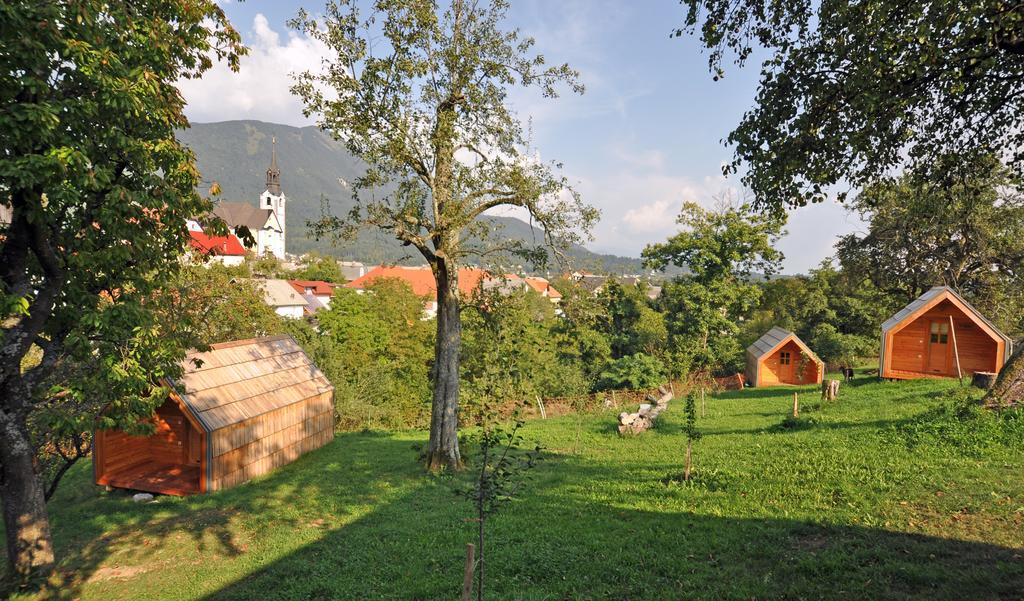 Glamping Organic Farm Slibar Villa Trzic ภายนอก รูปภาพ