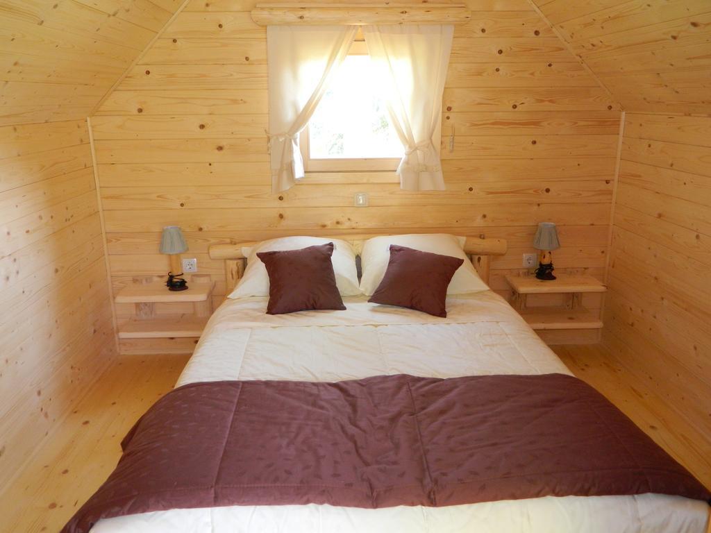 Glamping Organic Farm Slibar Villa Trzic ภายนอก รูปภาพ