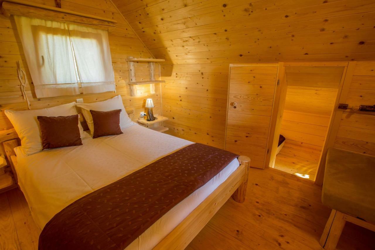 Glamping Organic Farm Slibar Villa Trzic ภายนอก รูปภาพ