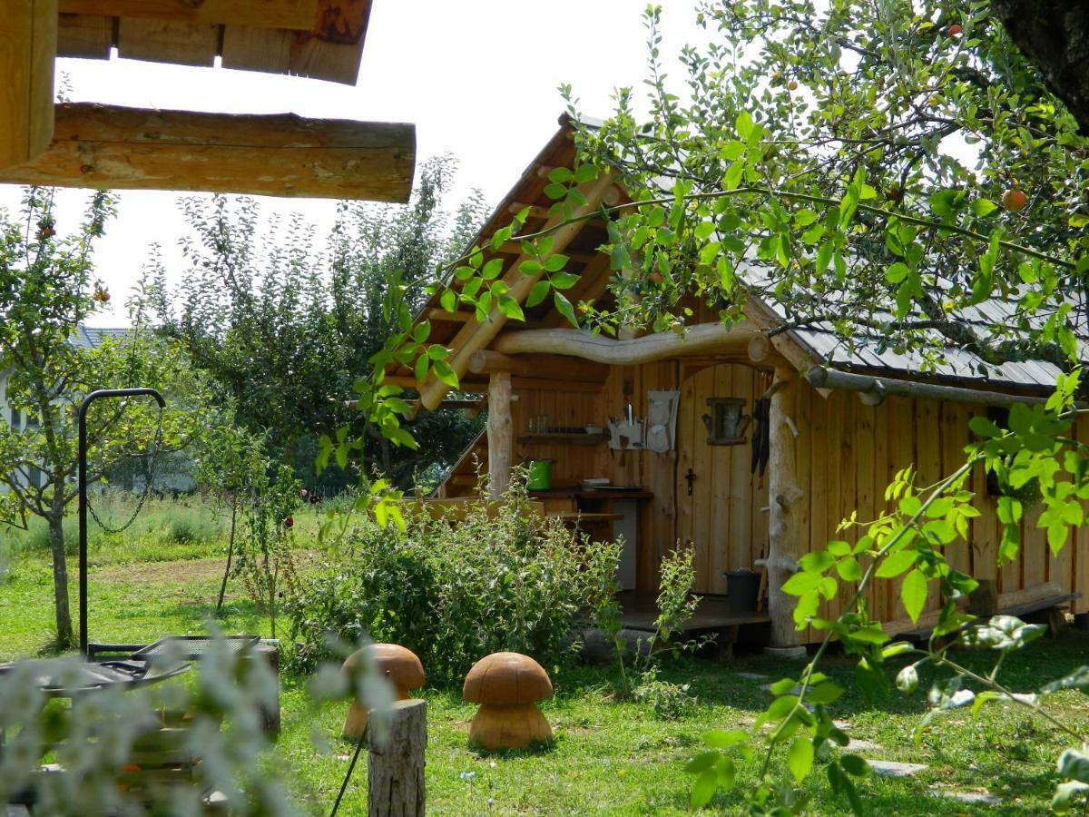 Glamping Organic Farm Slibar Villa Trzic ภายนอก รูปภาพ